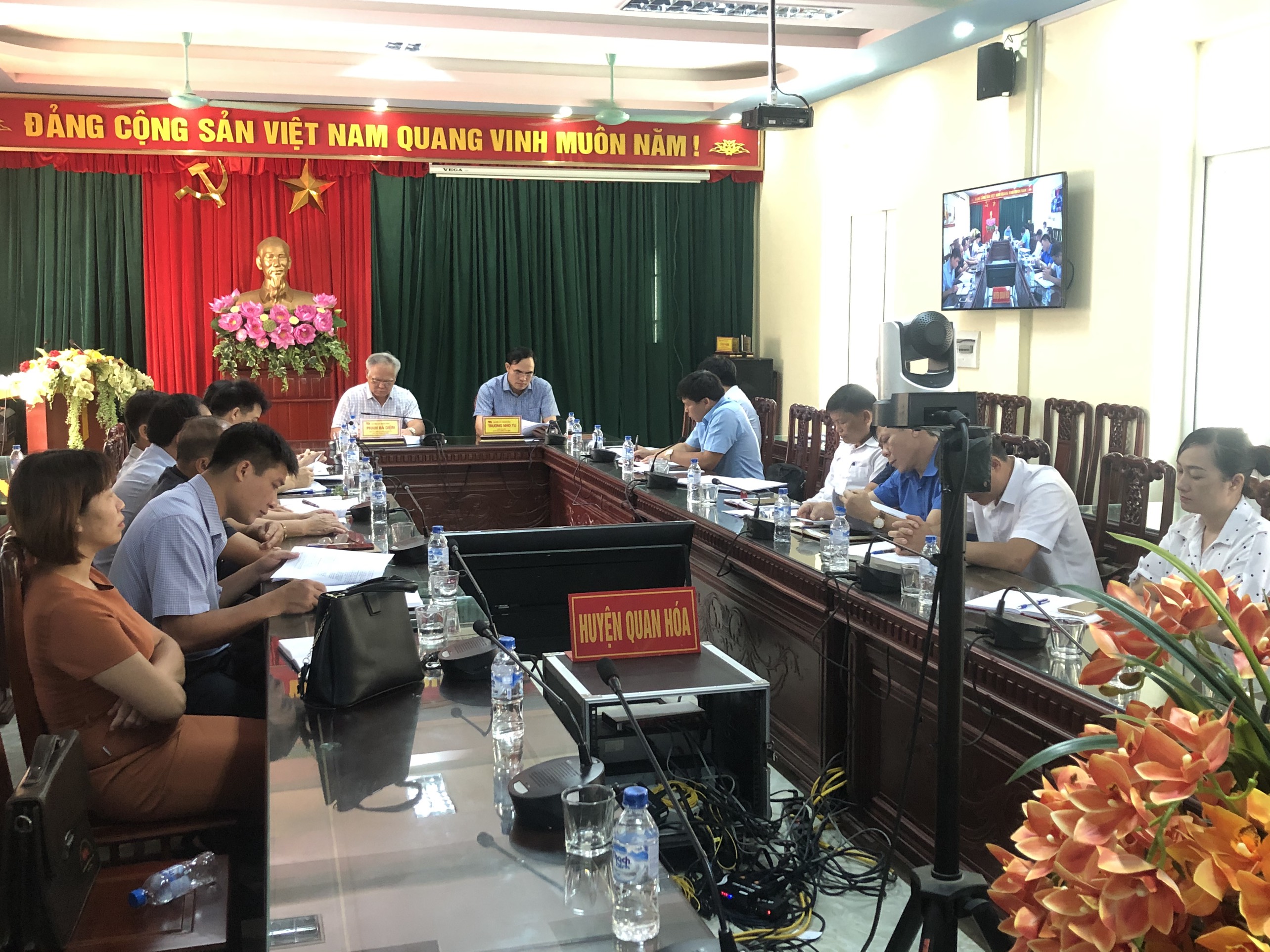 Các đại biểu dự Hội nghị tại điểm cầu Huyện Quan Hóa